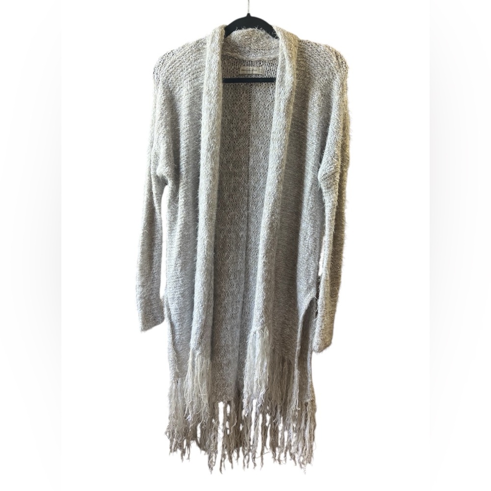 Abercrombie & Fitch Cozy Fringe Hem Sweater cardigan - Picture 1 of 5
